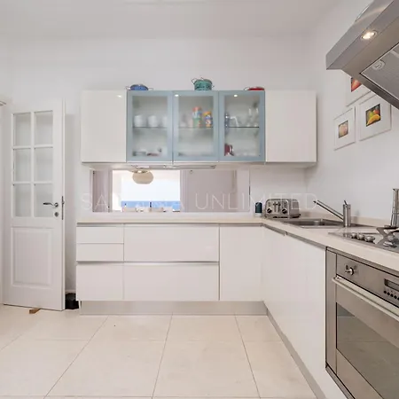 Gloriator וילה *